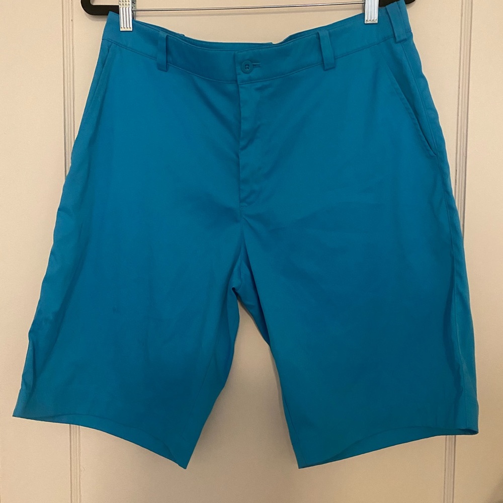 Men’s Nike Golf Shorts size 34